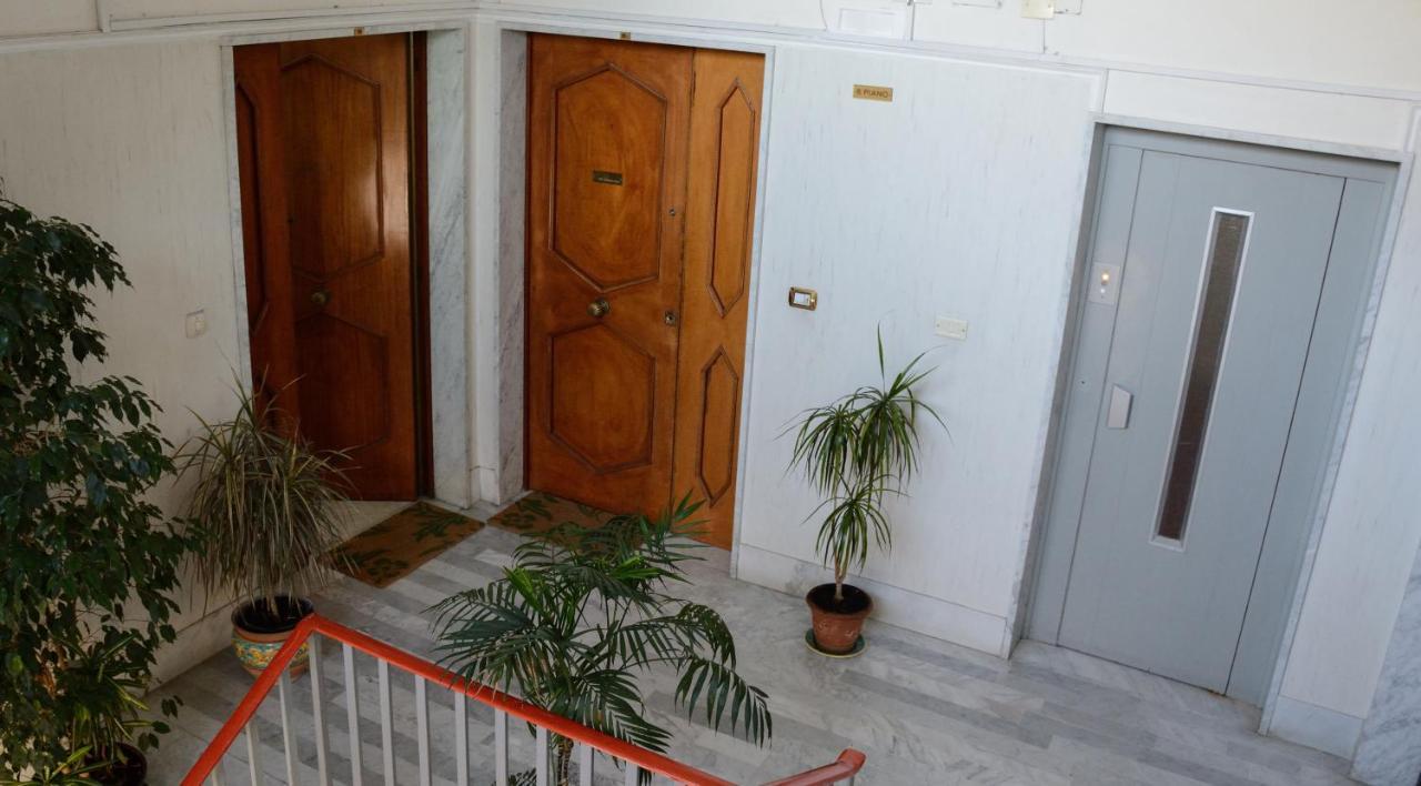 Residenza Margherita - Centralissima Salerno Exterior foto