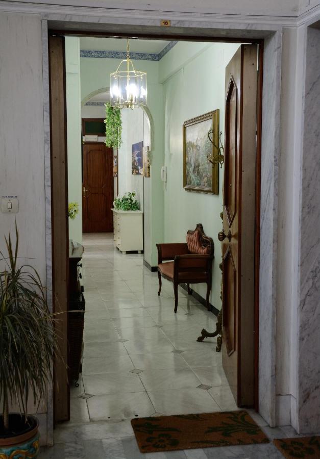 Residenza Margherita - Centralissima Salerno Exterior foto