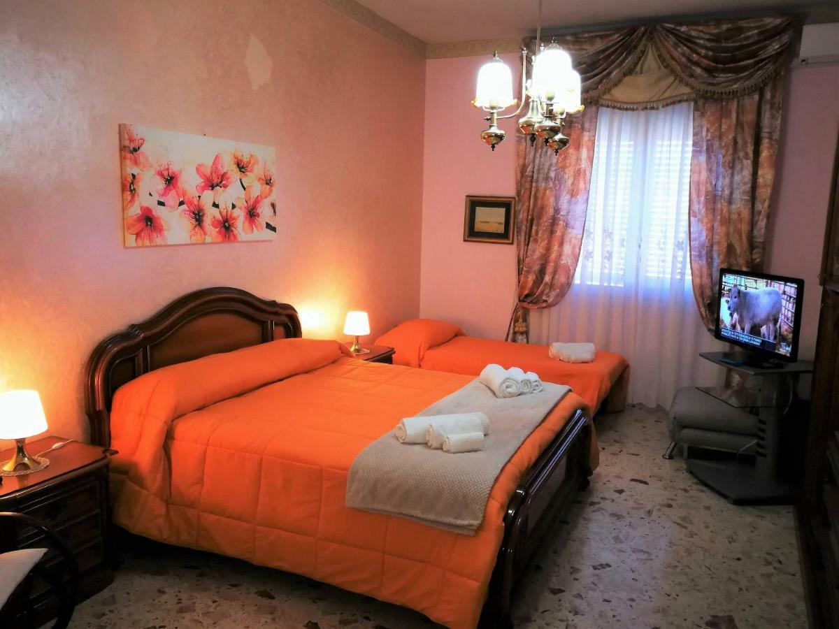 Residenza Margherita - Centralissima Salerno Exterior foto